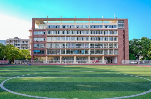 湖南建筑高级技工学校建筑施工技术专业怎么样？