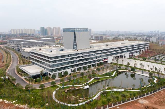湖南汽车工程职业学院怎么样？