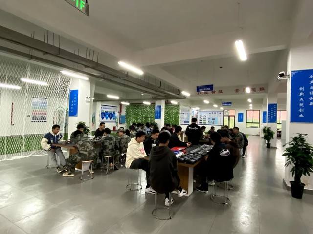 长沙市现代商贸中等职业学校就业率怎么样？