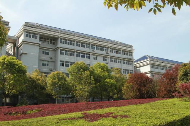 岳阳职业技术学院入学条件有哪些？
