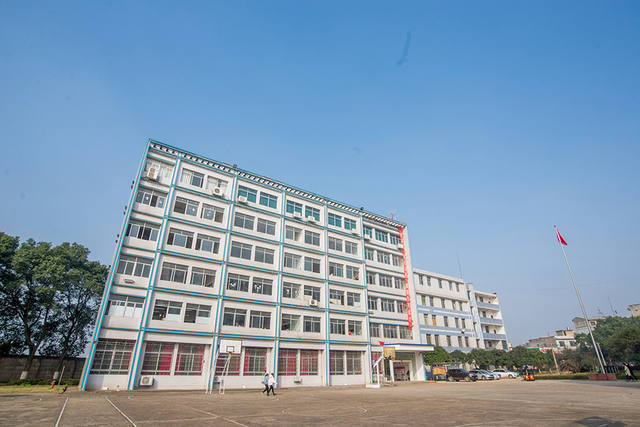 湖南省经济贸易高级技工学校办学特色有哪些？