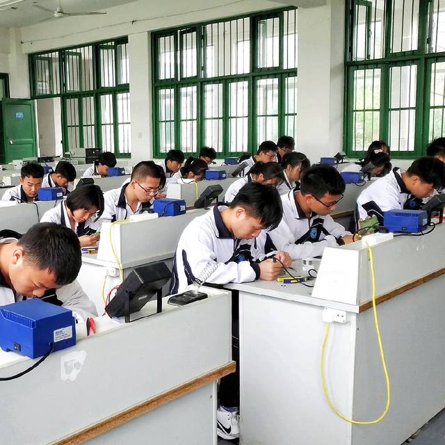 岳阳市中岳经贸职业技术学校招生条件有哪些？