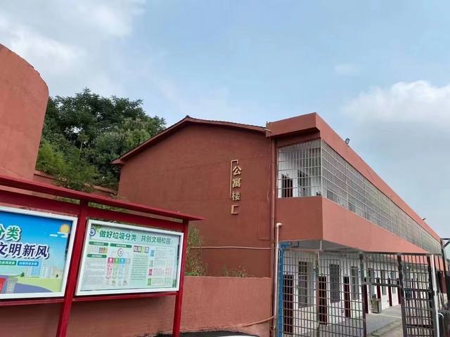 湖南曙光科技技工学校有哪些减免政策？