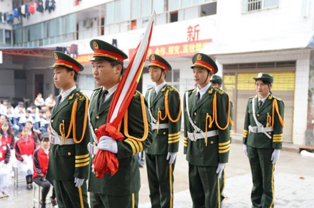 武冈市精益职业技术学校哪些专业就业率高？