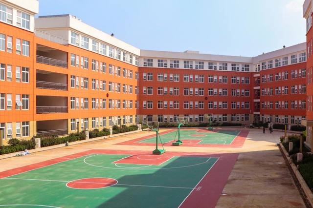 湖南省石油化工技工学校有哪些减免政策？