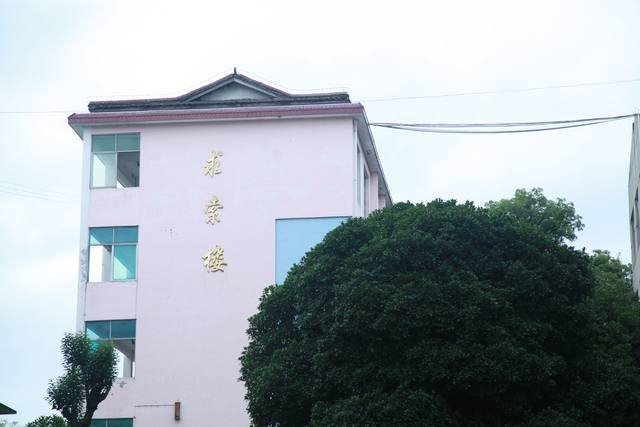 湖南省汨罗市职业中专学校哪个专业就业率高？