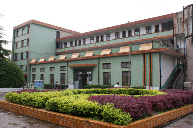 湖南省新邵县工业职业中等专业学校哪个专业好就业？