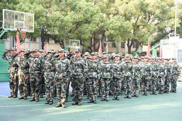 中南工业学校有哪些品牌专业？