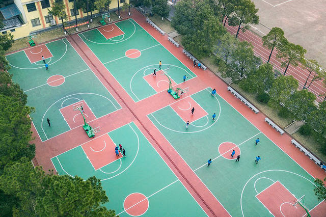 衡阳铁路运输职业学校学费多少钱？