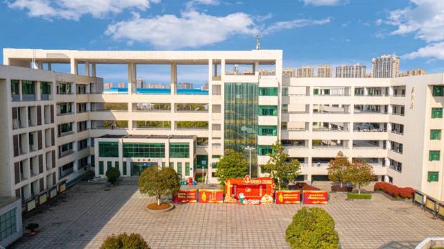 长沙市电子工业学校王牌专业有哪些？