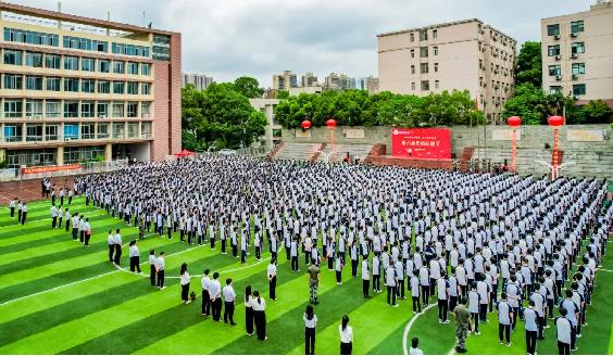 湖南建设中等职业学校学费多少钱？
