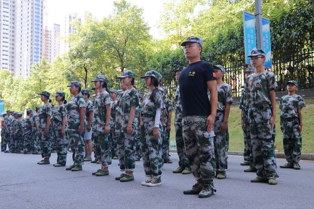 湖南曙光电子信息职业技术学校哪些专业就业率高？