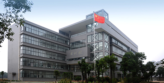 湘潭钢铁集团有限公司高级技工学校2024年招生简章