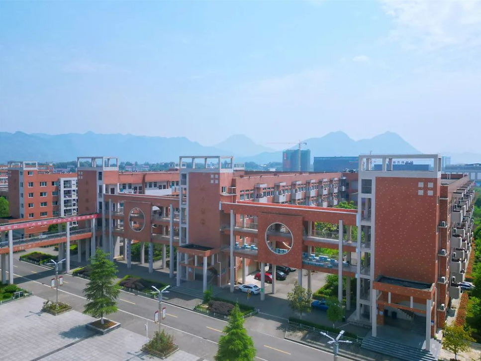 慈利县职业中等专业学校2024年招生简章
